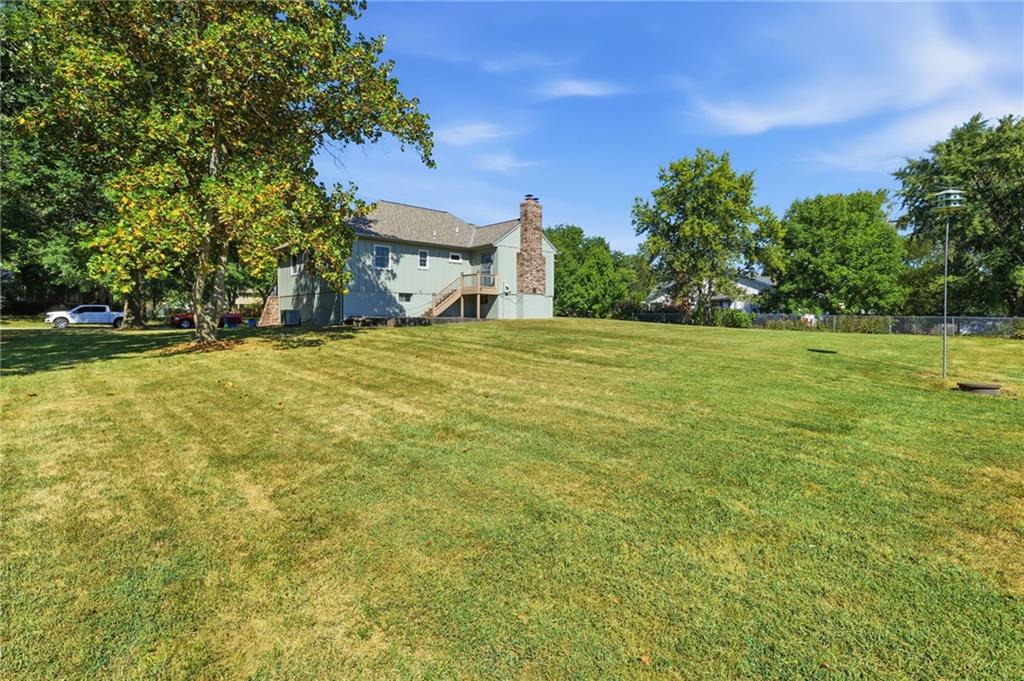 705 Sivley St, Peculiar, MO 64078