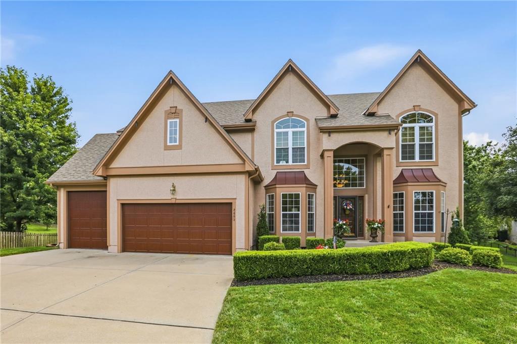 2603 SW Winterbrook Cir SW, Lee's Summit, MO 64081