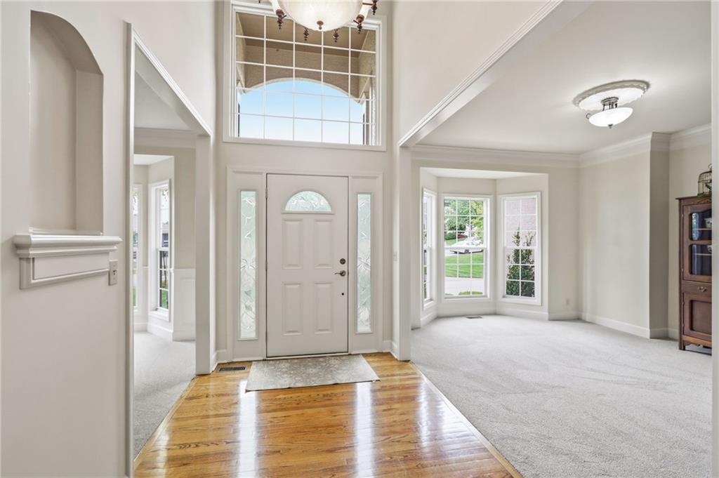 2603 SW Winterbrook Cir SW, Lee's Summit, MO 64081