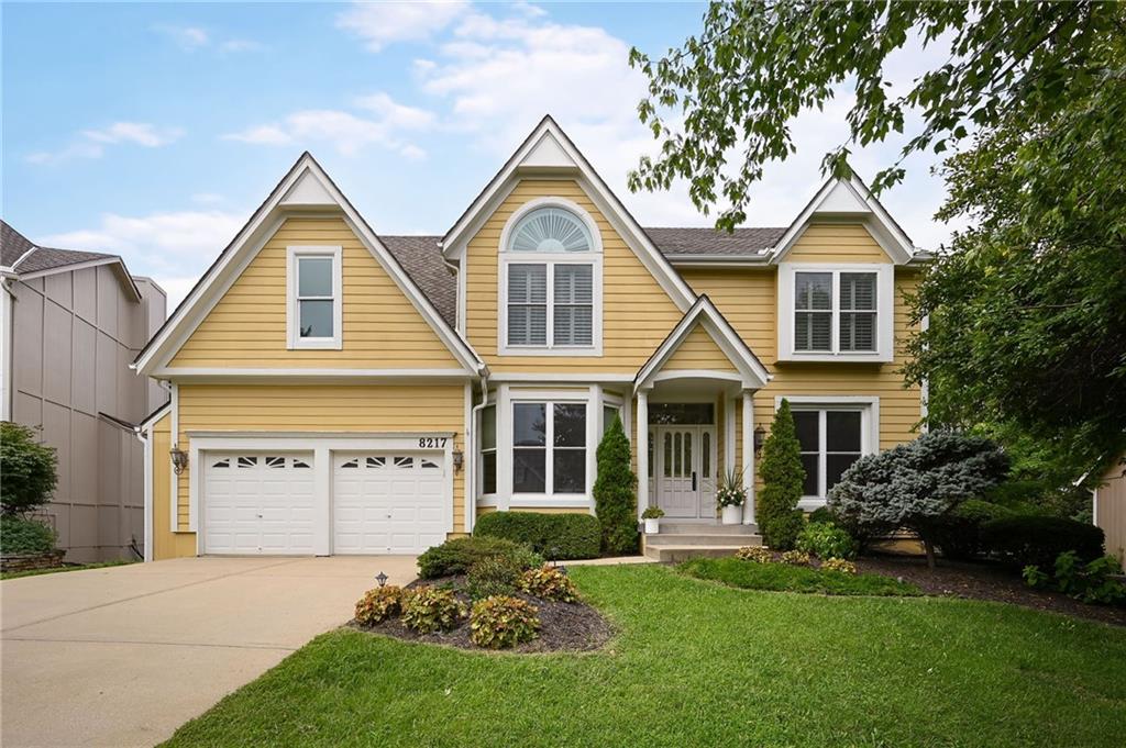 8217 W 146th Ter, Overland Park, KS 66223