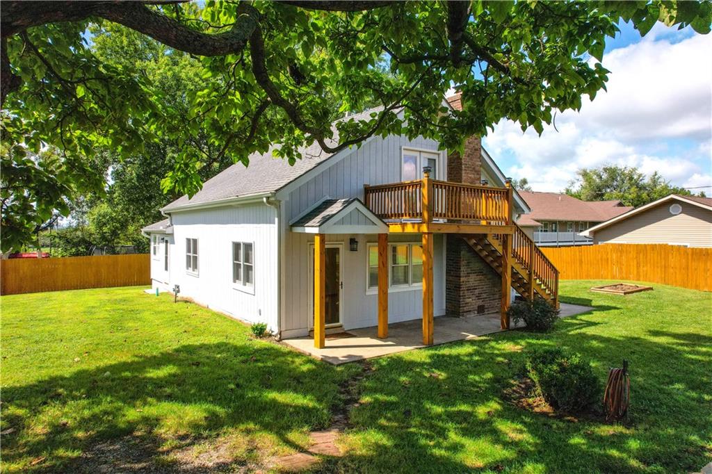 20 Schwartz Ave, Excelsior Springs, MO 64024