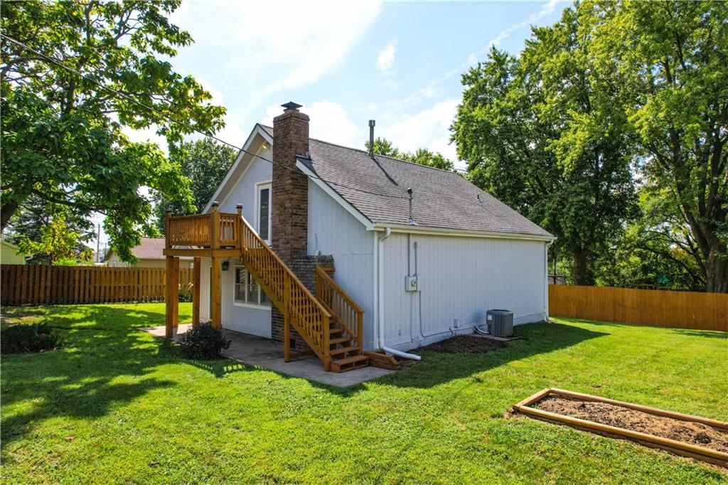 20 Schwartz Ave, Excelsior Springs, MO 64024