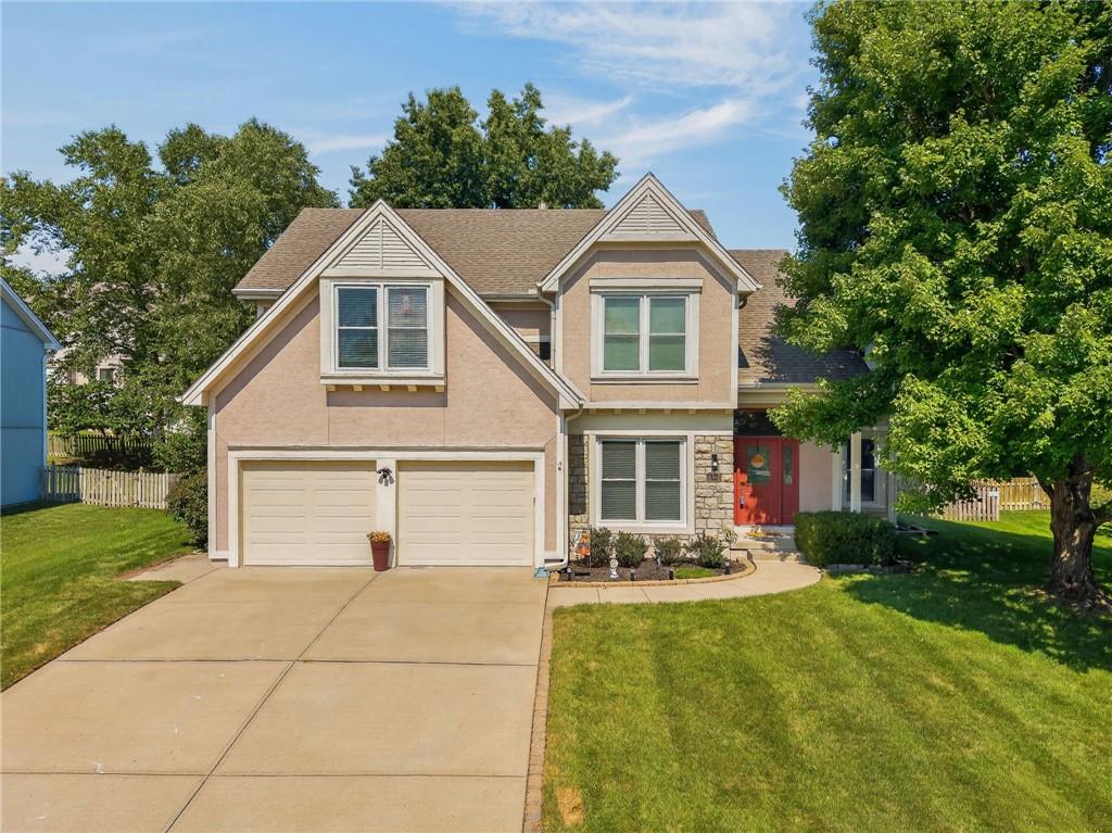 1312 Hillary Dr, Liberty, MO 64068