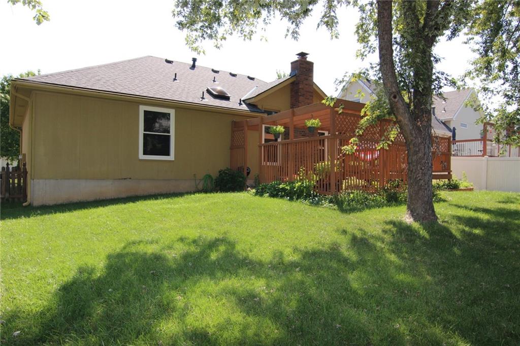 12478 S Twilight Ln, Olathe, KS 66062