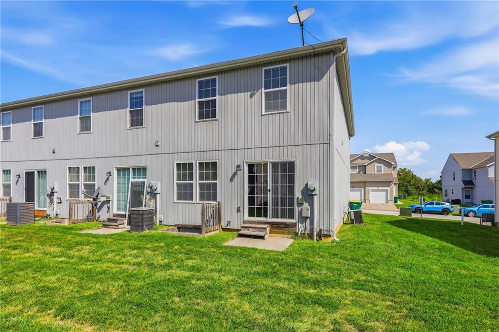 10345 Sloan Ave, Kansas City, KS 66109