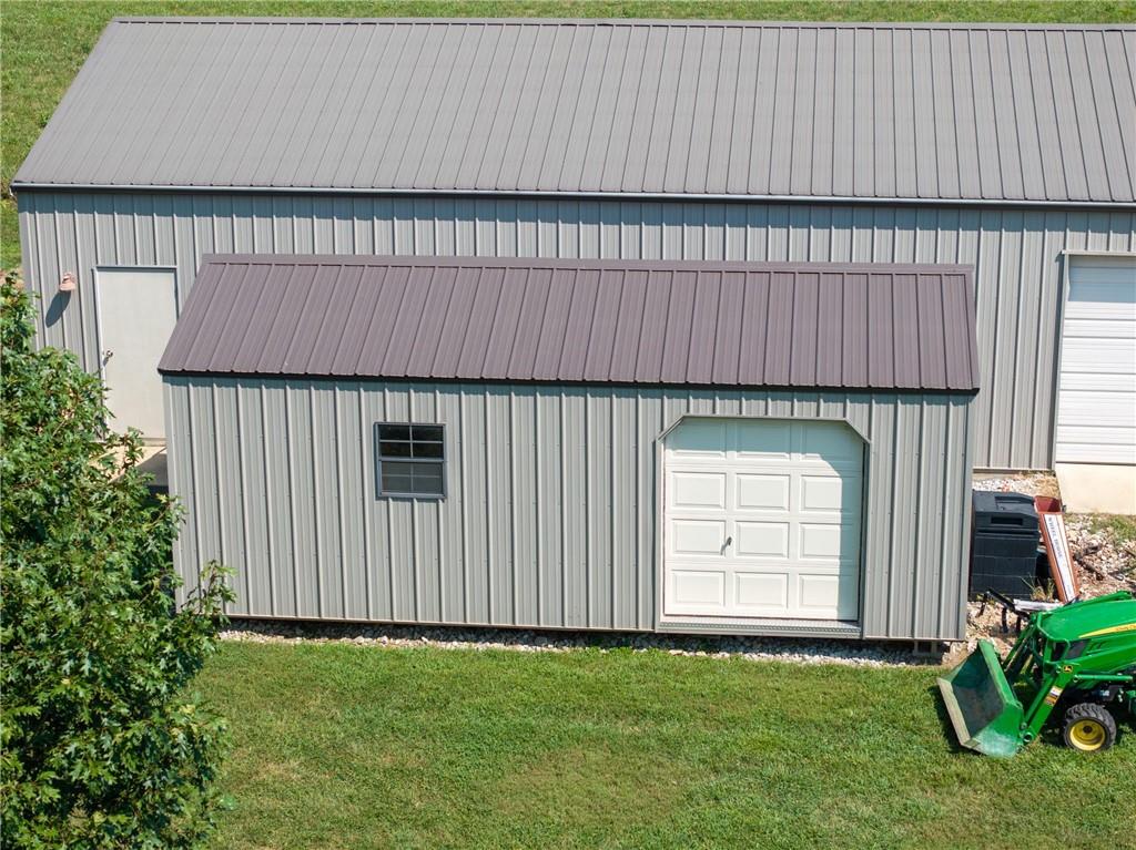 186 NE 901p Rd, Clinton, MO 64735
