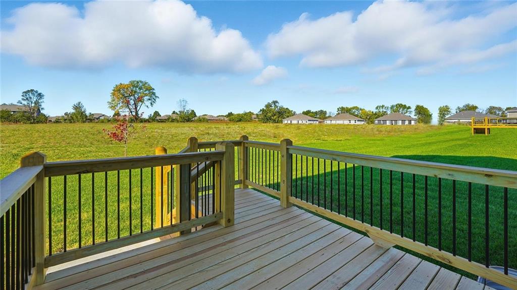 625 Solstice Cir, Belton, MO 64012