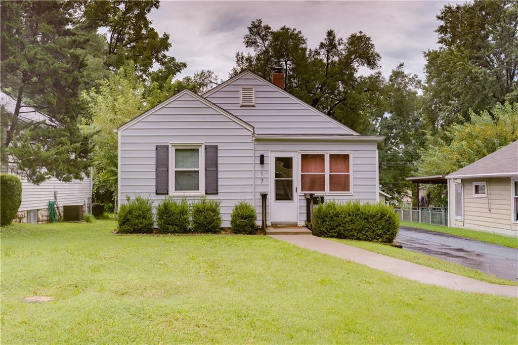 17 W 79th St, Kansas City, MO 64114