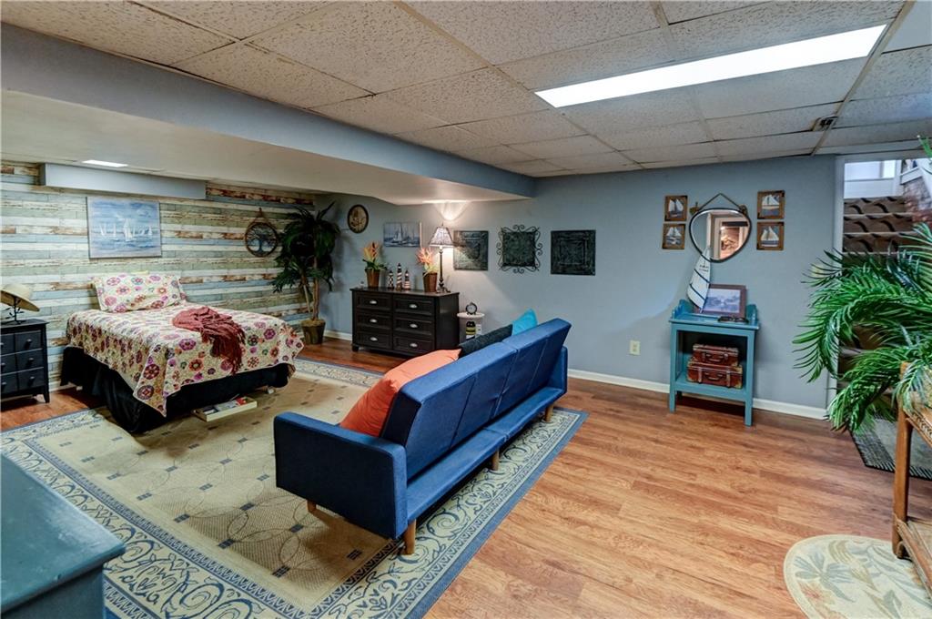 9704 E 81st St, Raytown, MO 64138