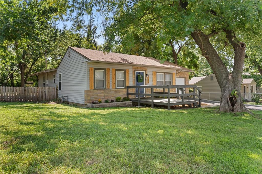 11509 E 75th St, Kansas City, MO 64138