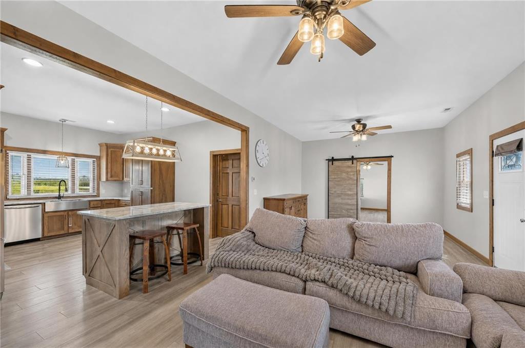 8275 NW Braley Rd, Plattsburg, MO 64477