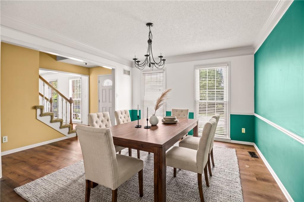 3907 NE Clearbrook Dr, Lee's Summit, MO 64064