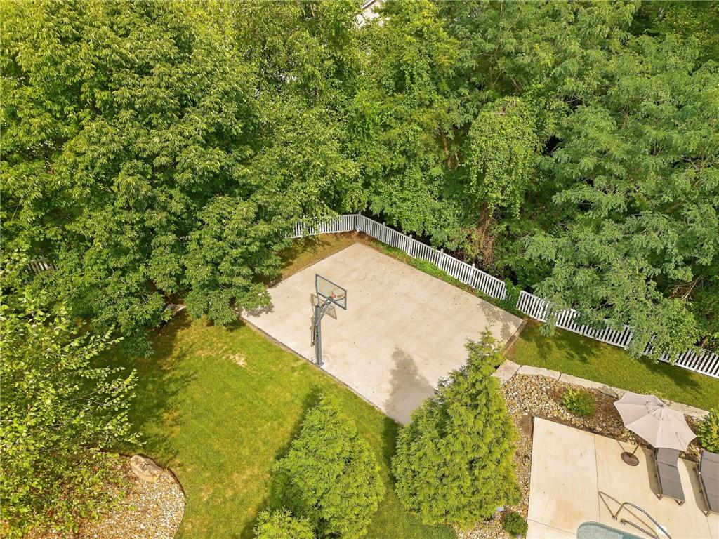 1037 Fox Run Ter, Liberty, MO 64068
