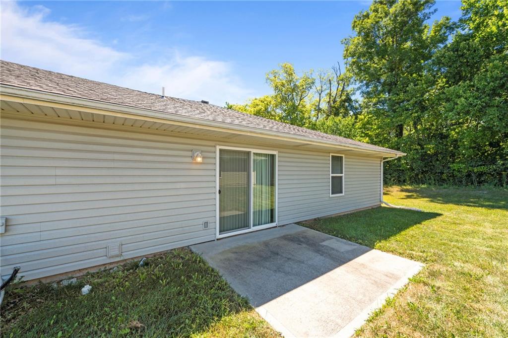 4880 Queen Ridge Ave, Independence, MO 64136