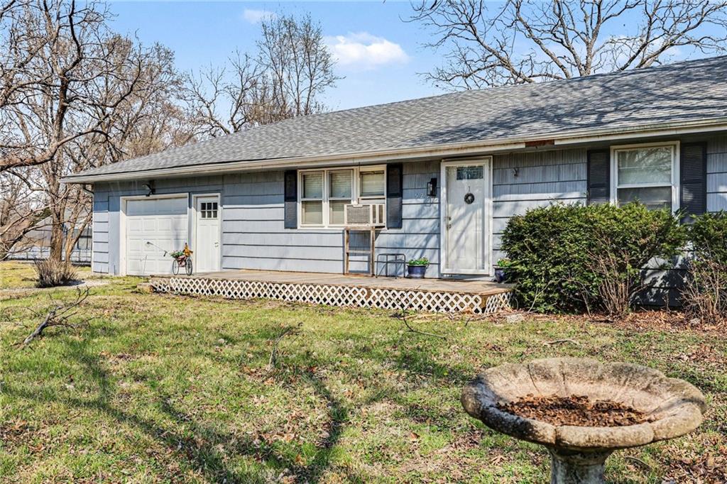 529 N 5 St, Lacygne, KS 66040