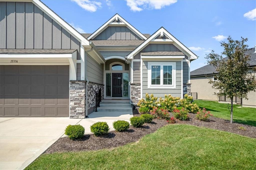 15336 W 173rd Ter, Olathe, KS 66062