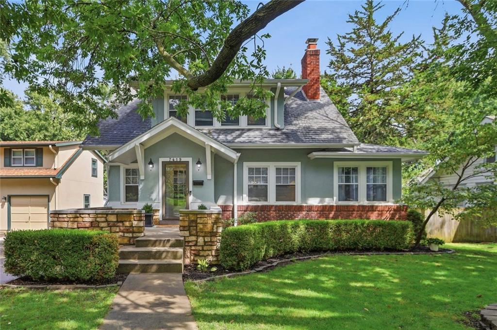7419 Jarboe St, Kansas City, MO 64114
