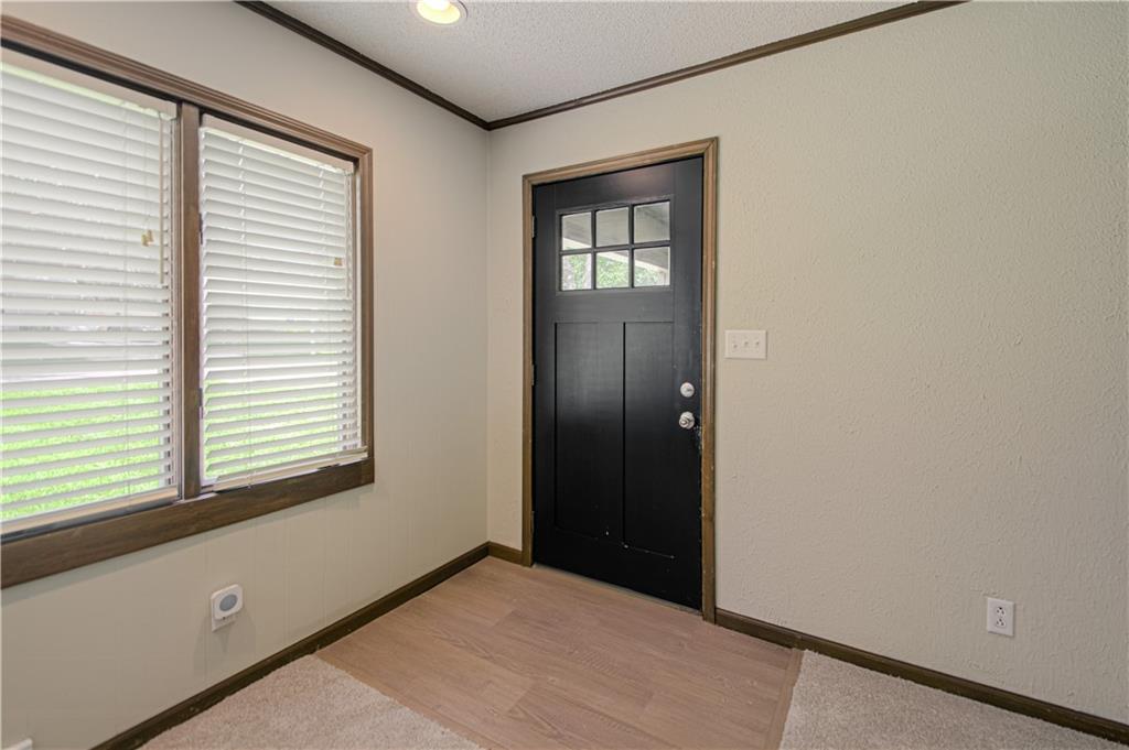 7249 Marty St, Overland Park, KS 66204