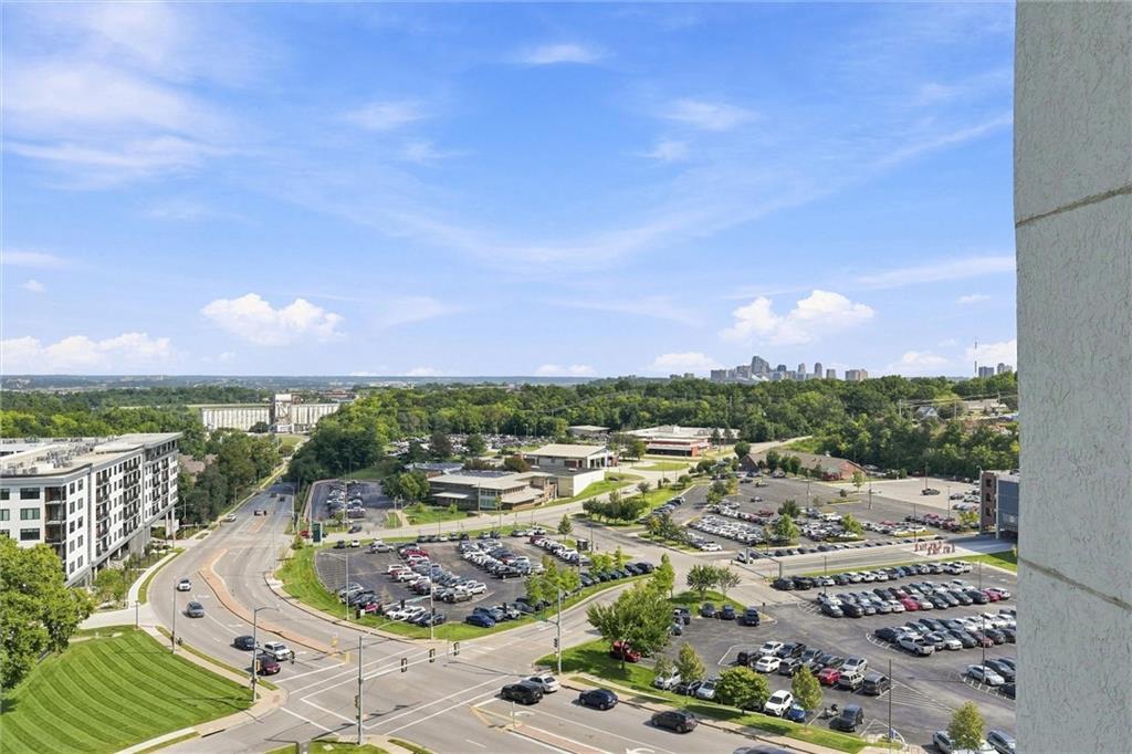 3838 Rainbow Blvd #911, Kansas City, KS 66103