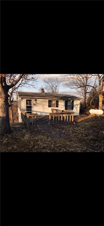 28260 Bluff Rd, Warsaw, MO 65355