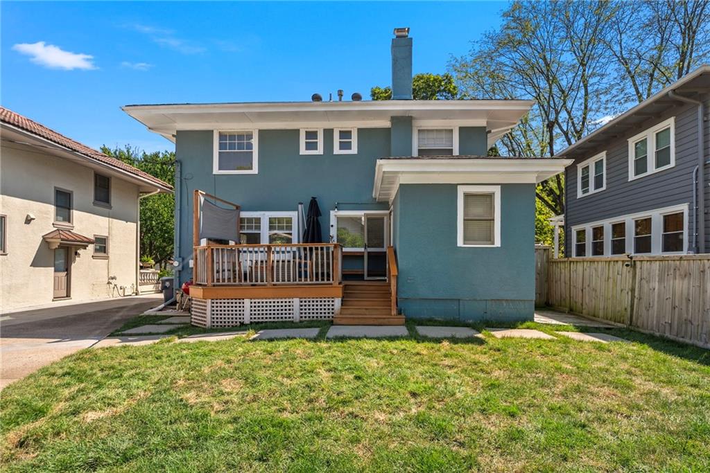 620 W 60th Ter, Kansas City, MO 64113