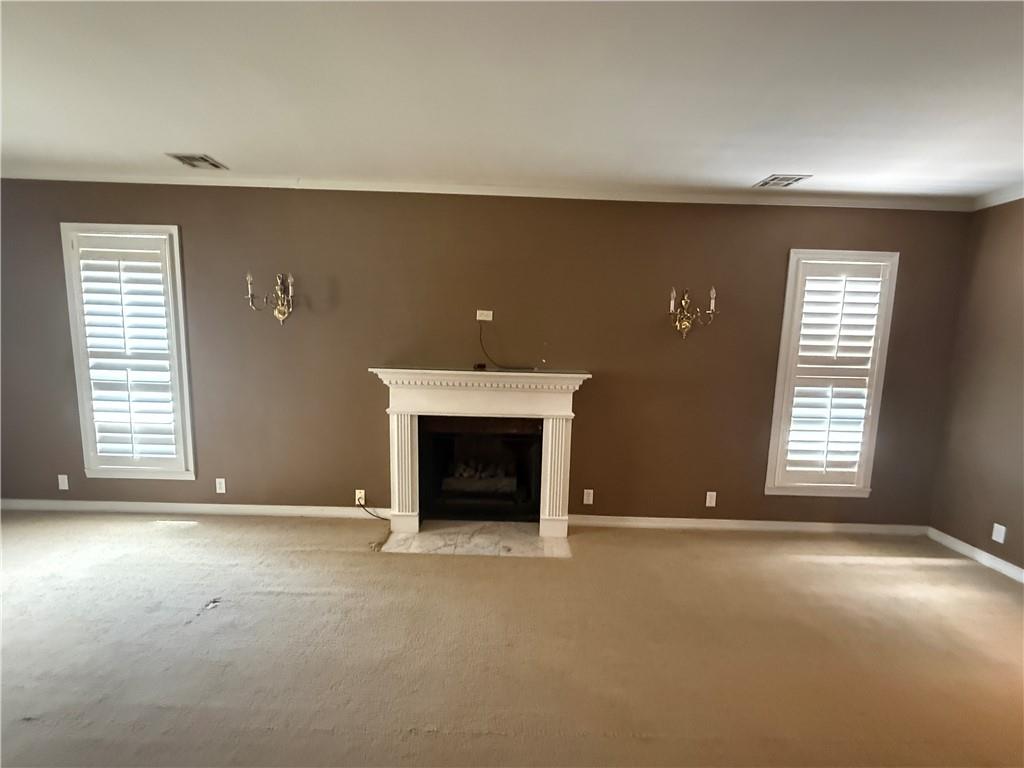 706 W 1st St, Coffeyville, KS 67337