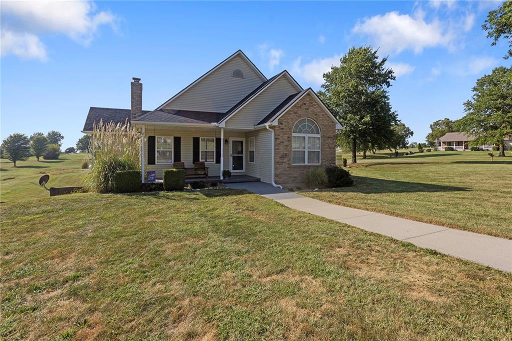 7357 Valley View Cir, Odessa, MO 64076