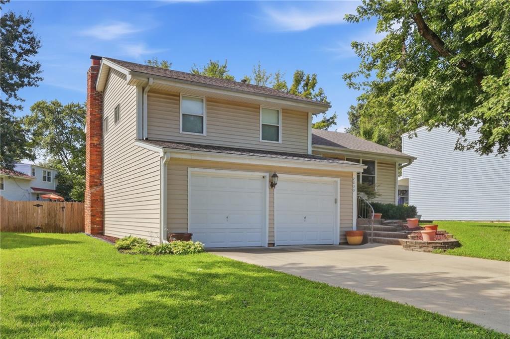 2033 E Wyandotte St, Olathe, KS 66062
