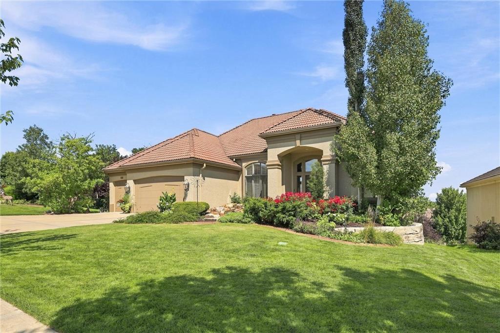 20230 W 90th Ter, Lenexa, KS 66220
