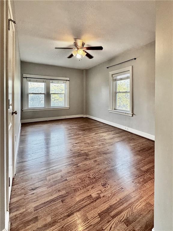 323 E Emanuel Cleaver Ii Blvd #3E, Kansas City, MO 64112