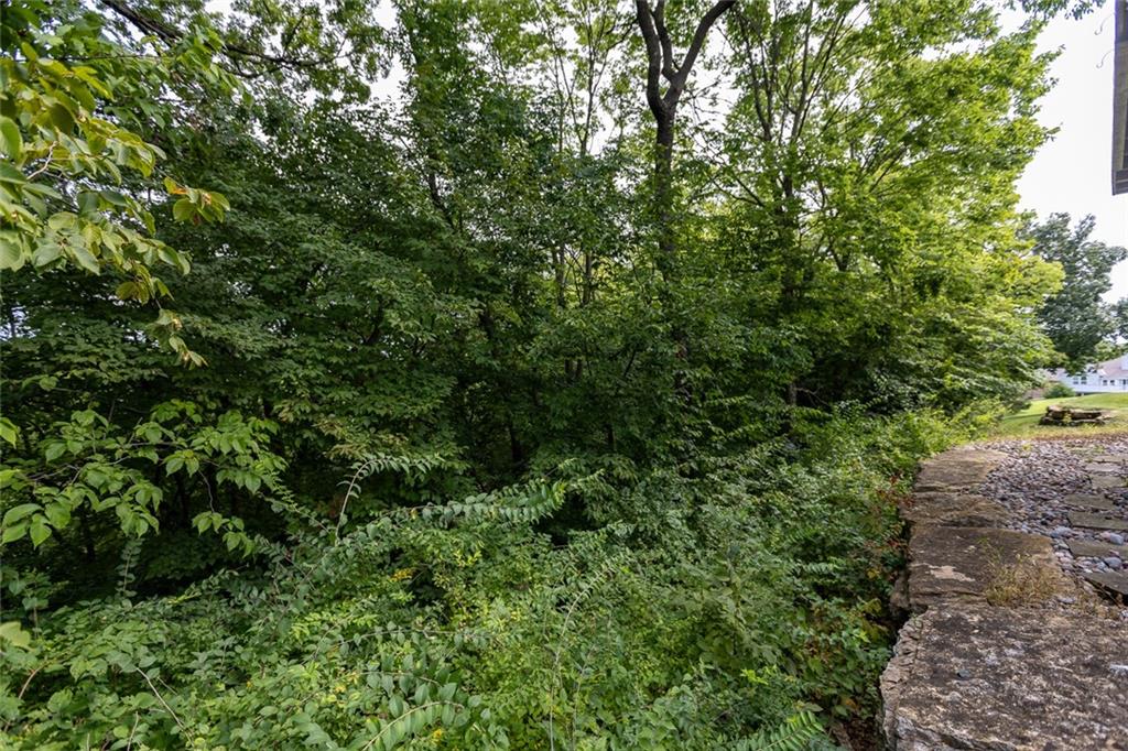 4304 NE 73rd St, Kansas City, MO 64158