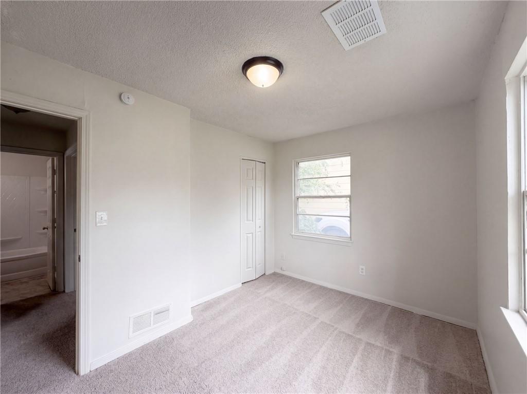 4770 Woodend Ave, Kansas City, KS 66106