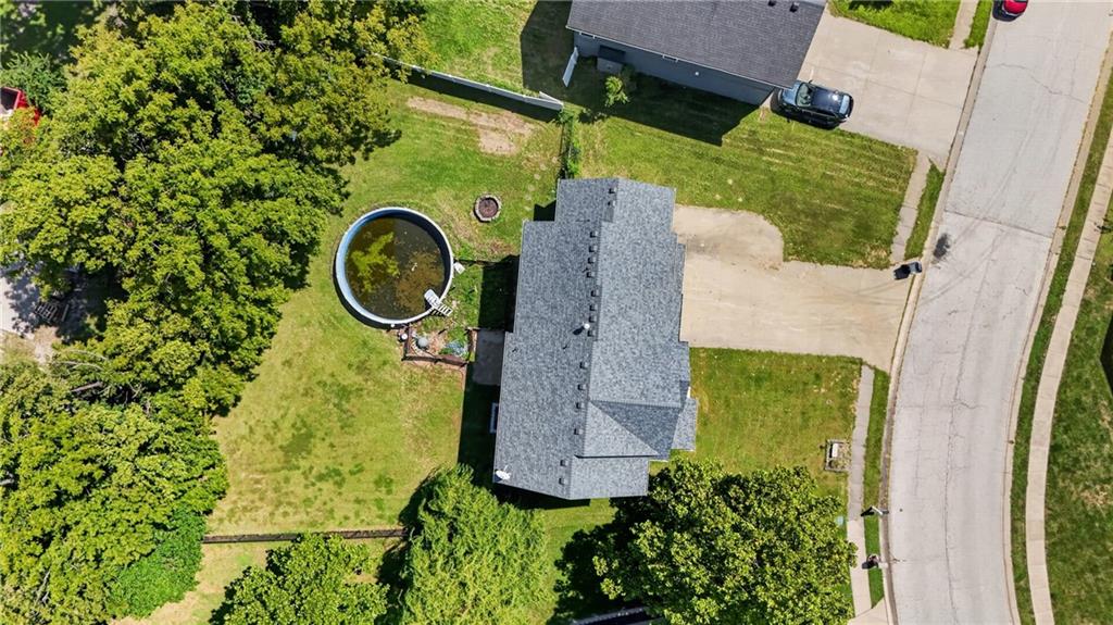 1003 Colonial Dr, Pleasant Hill, MO 64080