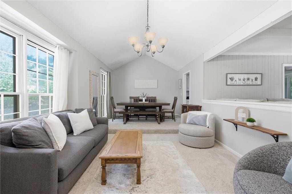 11309 W 99th St, Overland Park, KS 66214