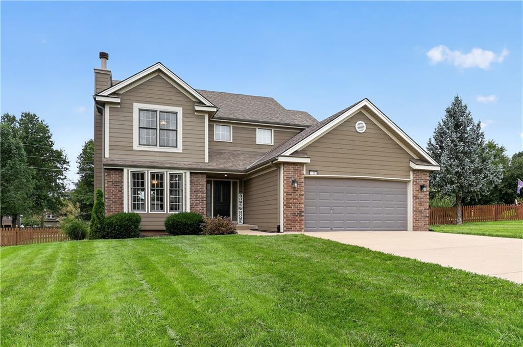 11008 N Farley Ave, Kansas City, MO 64157