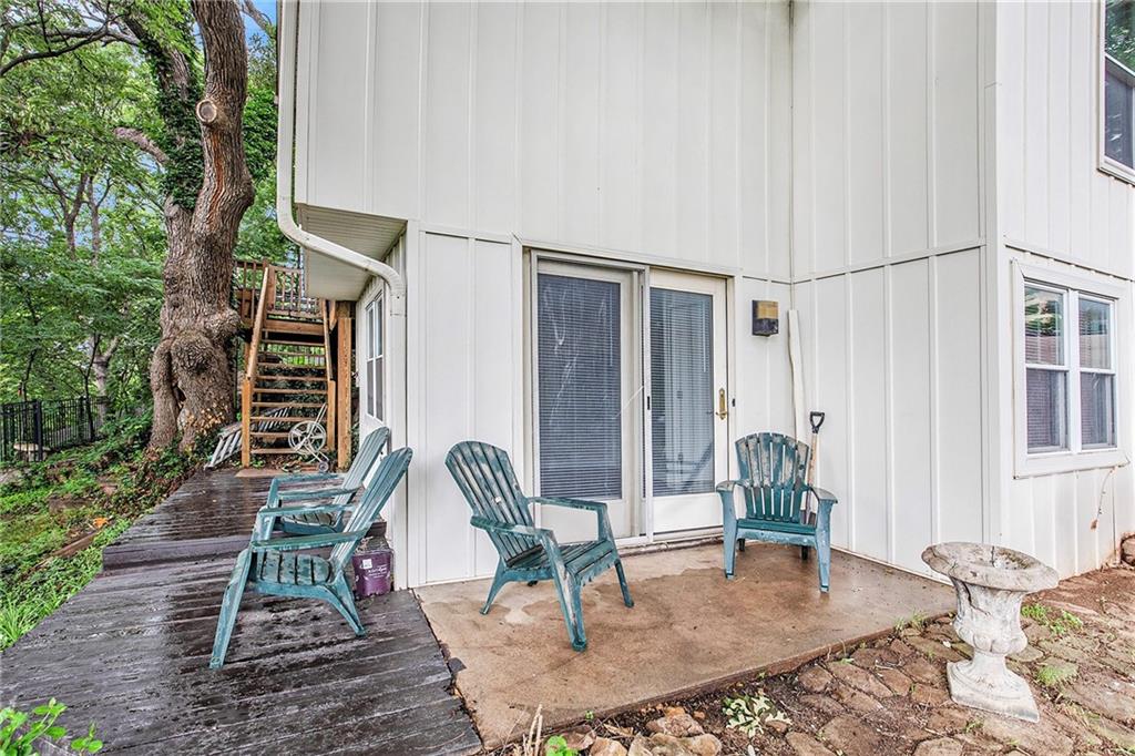 13805 W 78th Ter, Lenexa, KS 66216