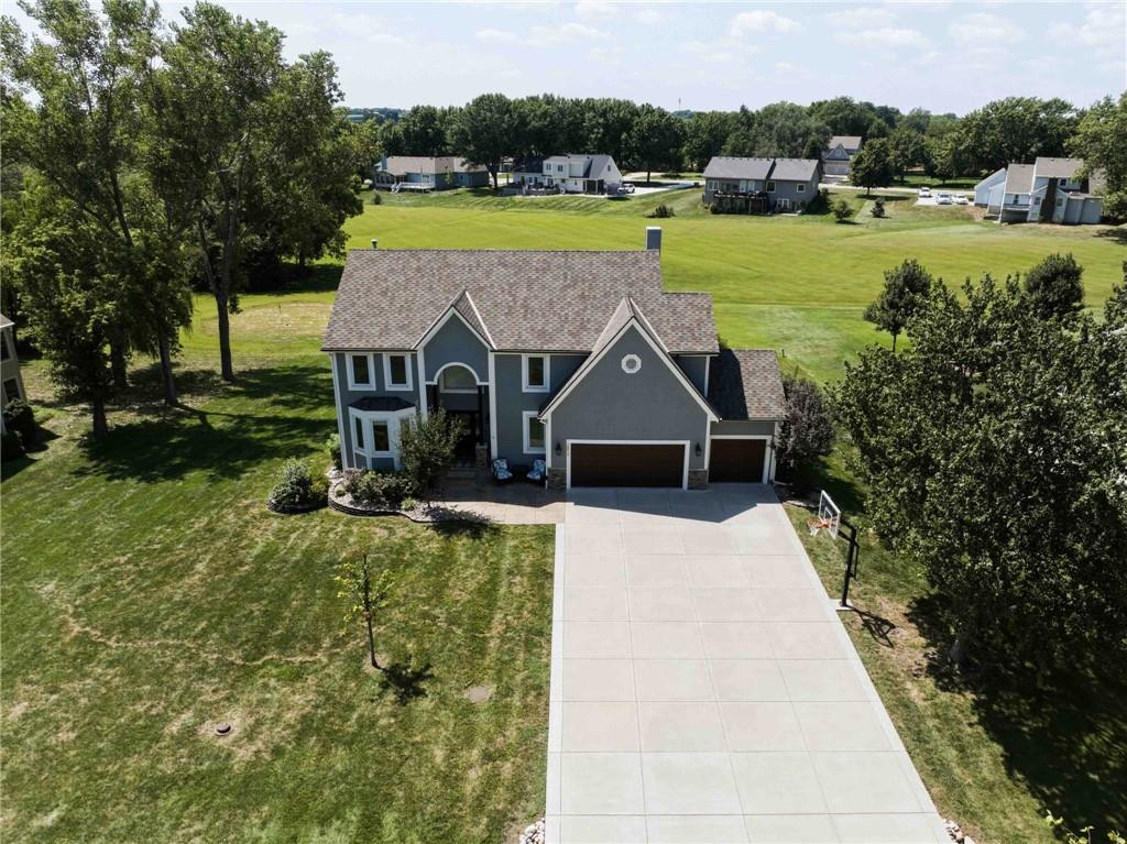 18814 S Greenway St, Olathe, KS 66062