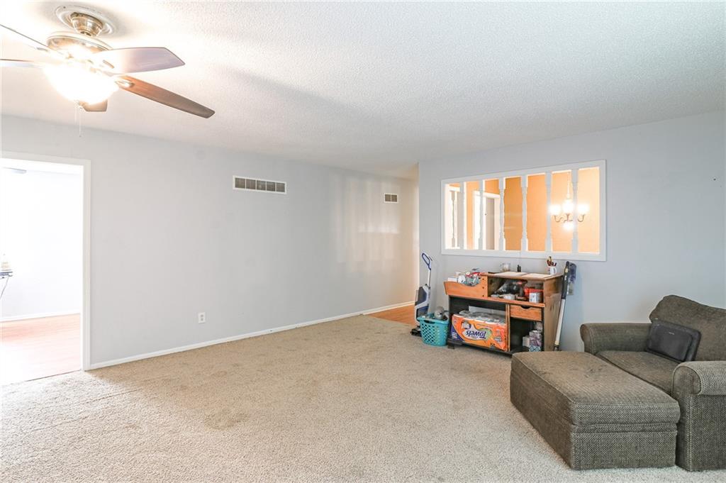 12723 Cave Ln, Excelsior Springs, MO 64024