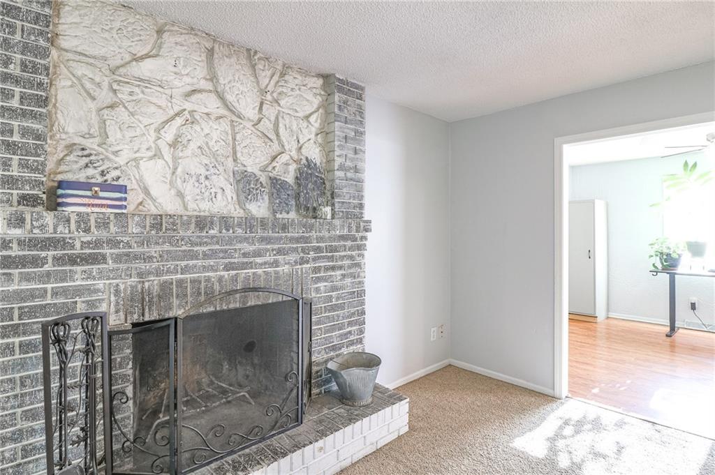 12723 Cave Ln, Excelsior Springs, MO 64024