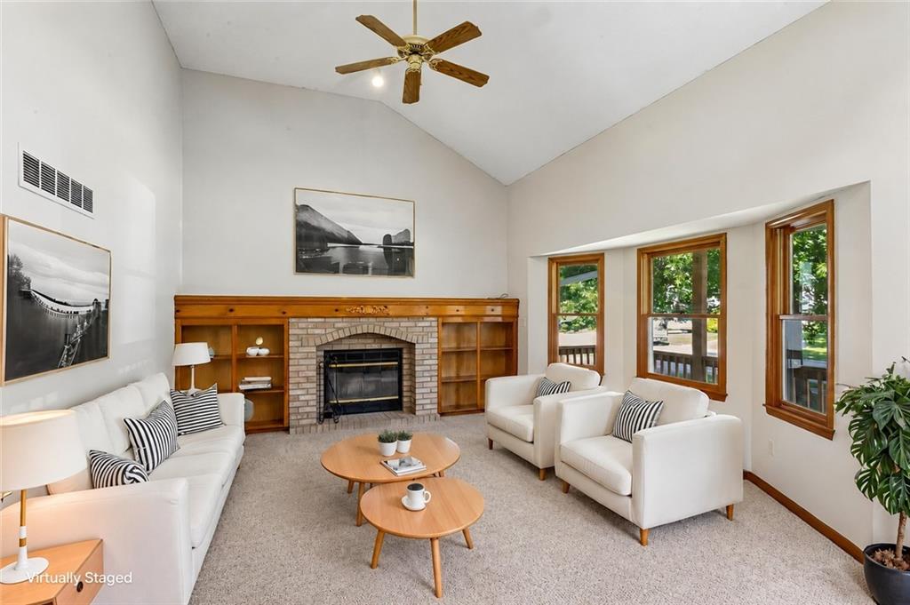 412 SE Hamilton Ct, Blue Springs, MO 64014