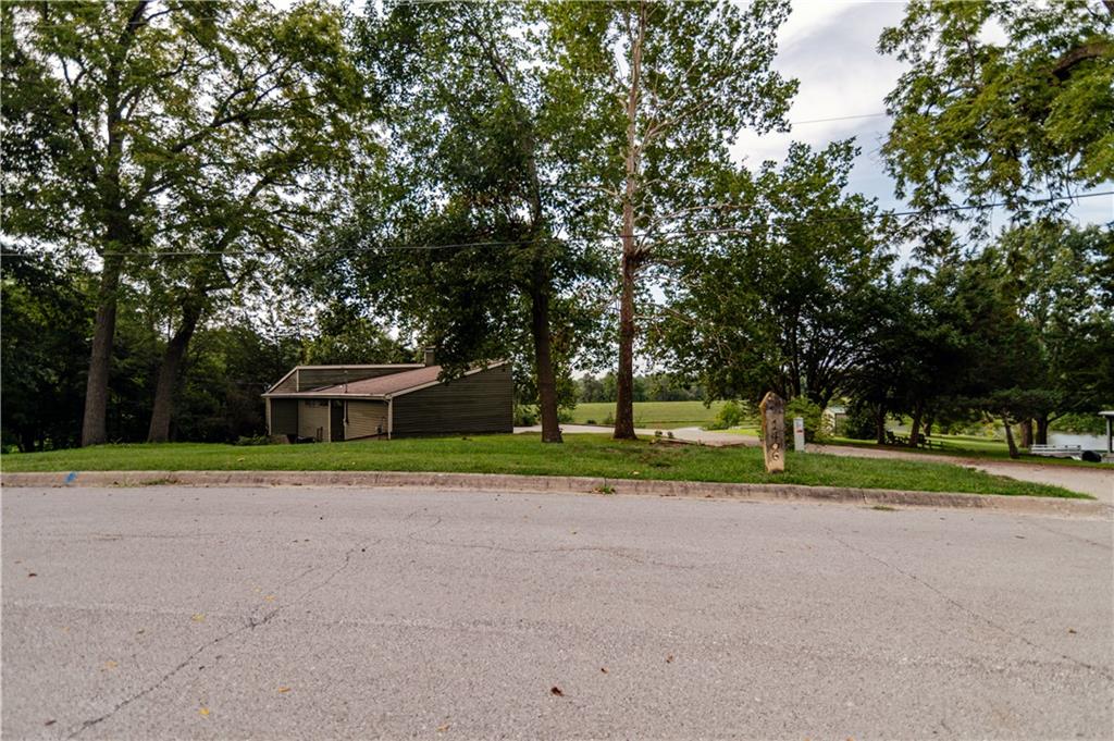 1406 N St, Atchison, KS 66002