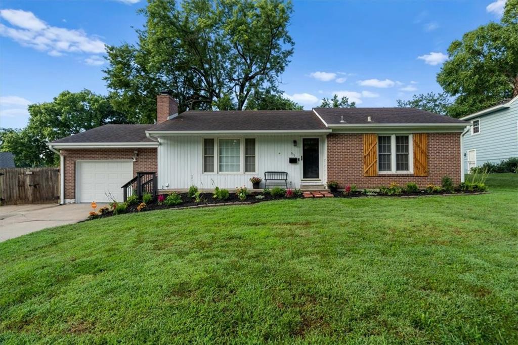 615 Rankin Rd, Independence, MO 64055