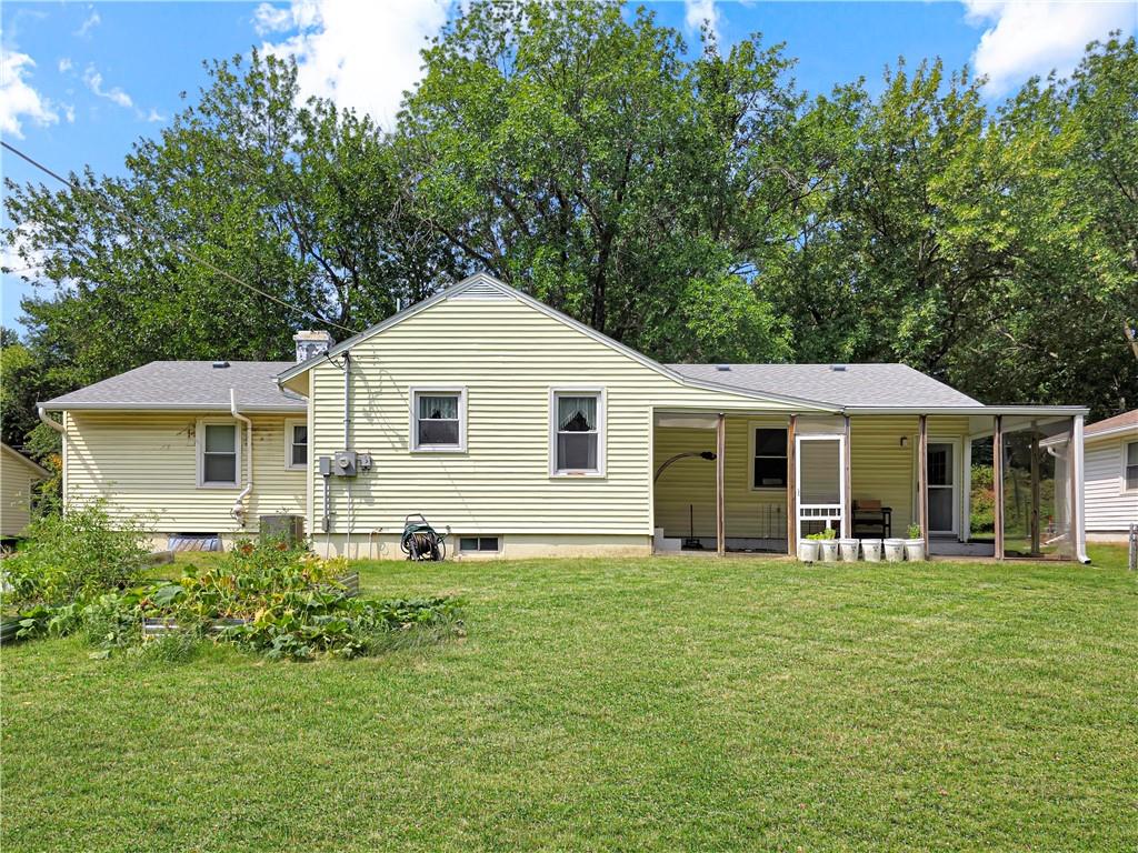 2623 Vernon St, North Kansas City, MO 64116
