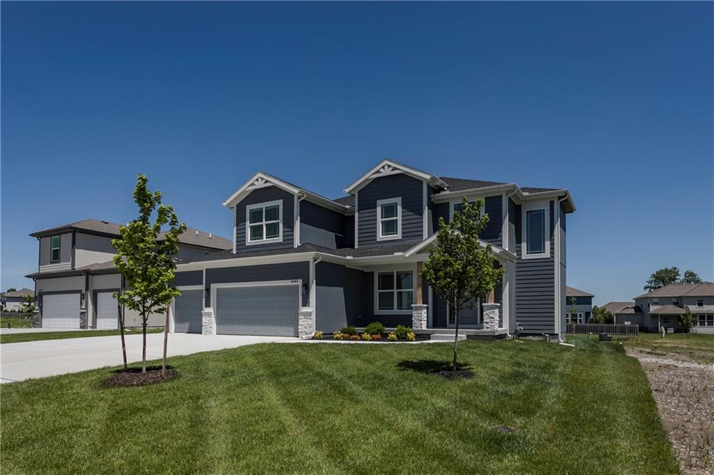 16965 S Brentwood St, Olathe, KS 66062