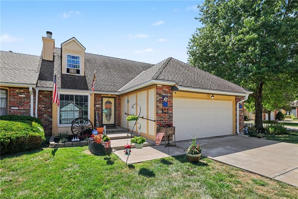 601 E 120th St, Kansas City, MO 64145