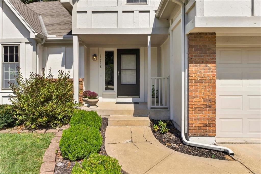 15738 W 148th Ter, Olathe, KS 66062