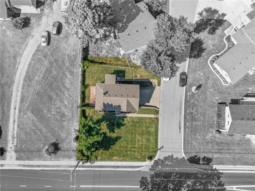 8804 W 79th St, Overland Park, KS 66204