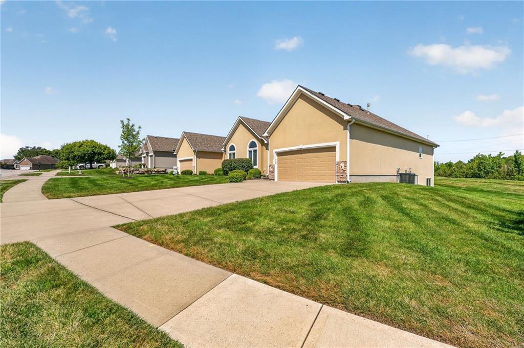 7562 N Eastern Ave, Kansas City, MO 64158