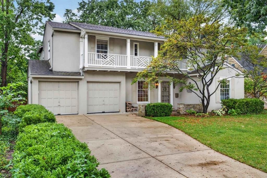 5315 Mission Woods Ter, Mission Woods, KS 66205