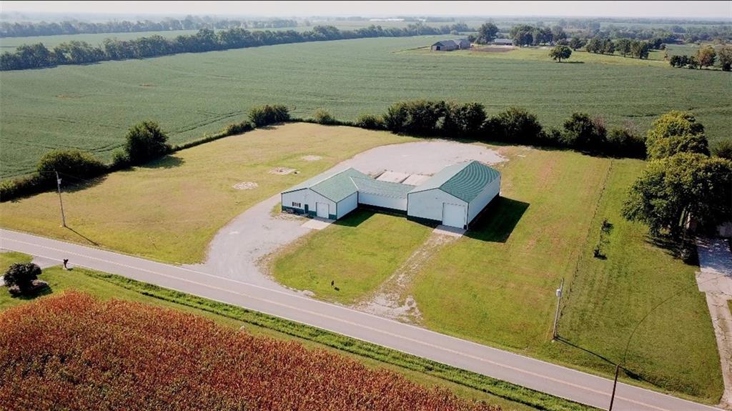 26274 H Hw, Marshall, MO 65340